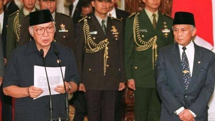 RANGKAIAN PERISTIWA SEJARAH DI INDONESIA SEJAK ERA PENJAJAHAN