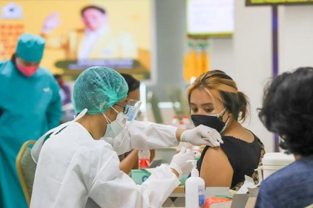 Penanganan Pandemi Jadi Kunci RI Bisa Naik Kelas Lagi di 2022