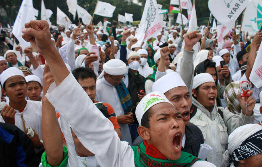 Demo Tuntut Pembebasan Rizieq Shihab di Tasikmalaya Ricuh, 31 Orang Diamankan