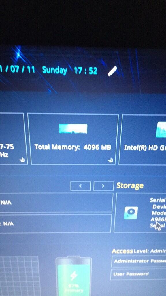 KENAPA RAM 12GB HANYA TERBACA 4GB? MOHON BANTUANNYA MASTAH :')