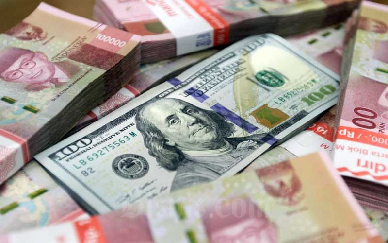 Nilai Tukar Rupiah Melemah Imbas Ledakan Kasus Covid-19