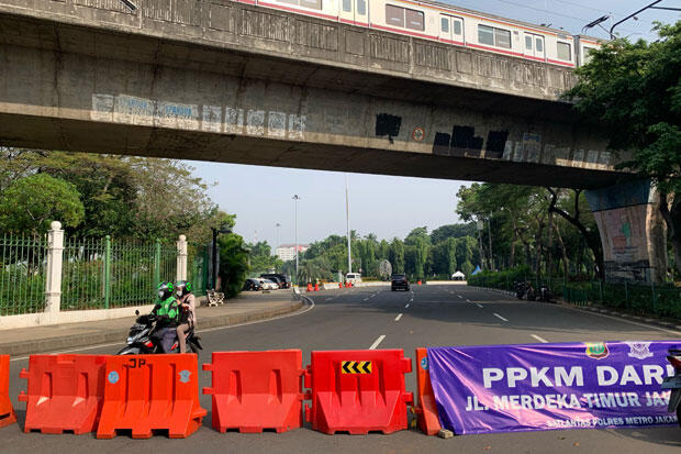 Aturan Baru PPKM Darurat, Begini Situasi Penyekatan di Jalan Merdeka Timur