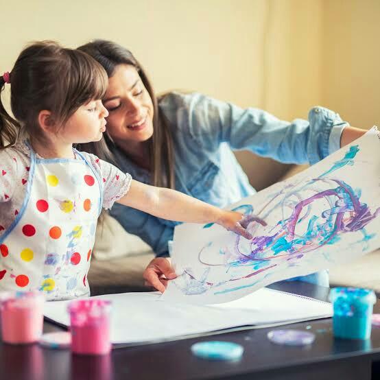 7 Hal Penting yang Bisa Orang Tua Lakukan untuk Mengasah Kreatifitas Anak, Cekidot!