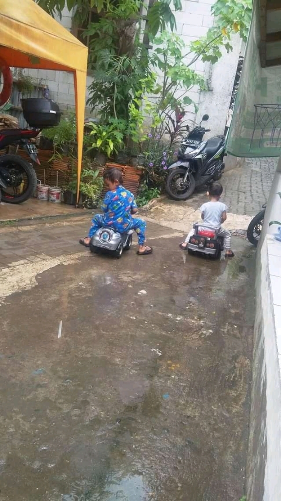 Meningkatkan Kreativitas Anak Ala Cahaya