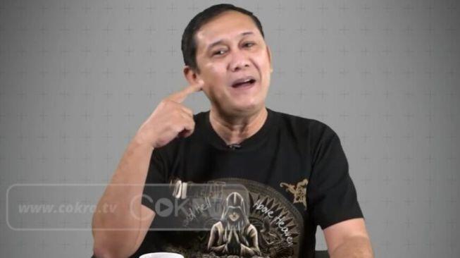 Denny Siregar Minta Jokowi Tak Perpanjang PPKM