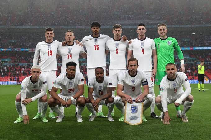 Lupakan Euro 2020, Skuad Inggris Party Bareng di Yunani