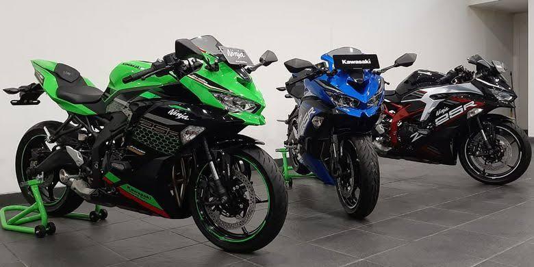 Keren Banget!! New Yamaha R25 2022 Siap Meluncur, Apakah Ninja ZX-25R Ketar-Ketir?