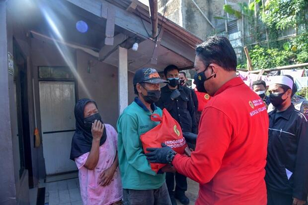 Peduli Warga Terdampak Pandemi, BIN Gelar Vaksinasi Door to Door dan Bagikan Sembako