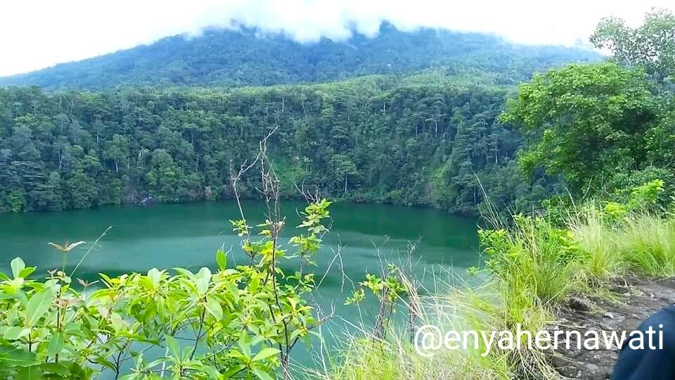 Legenda Danau Tolire di Ternate, Mitos dan Aroma Mistis yang Menyelubunginya