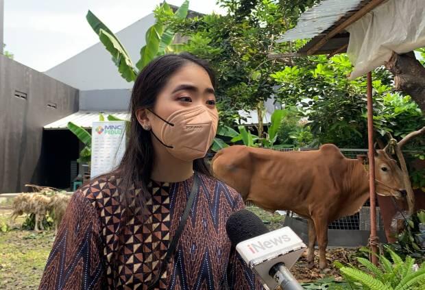 MNC Peduli Serahkan Hewan Kurban kepada Warga Kelurahan Rawa Barat