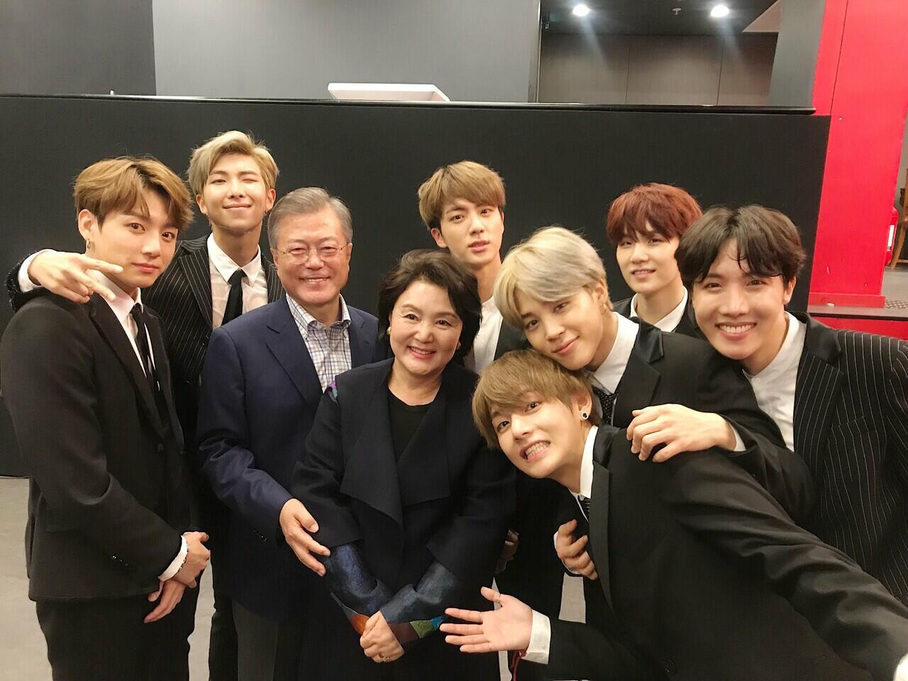 BTS Resmi Jadi Utusan Khusus Presiden!