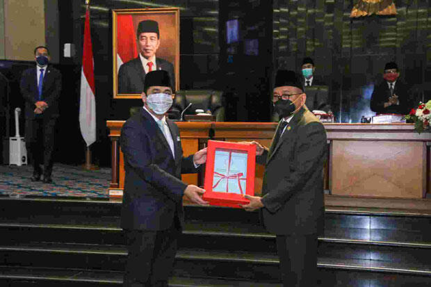Mewakili Anies, Wagub DKI Sampaikan Usulan Perubahan Perda Penanganan Covid-19