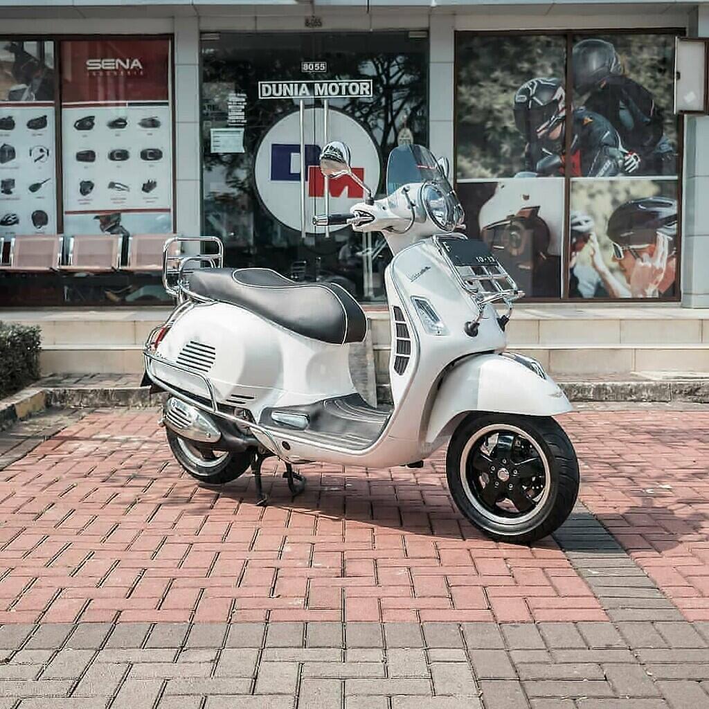 Vespa 300 Brembo ABS Besar-Nyaman-Powerful… Cek Harga Second-nya…