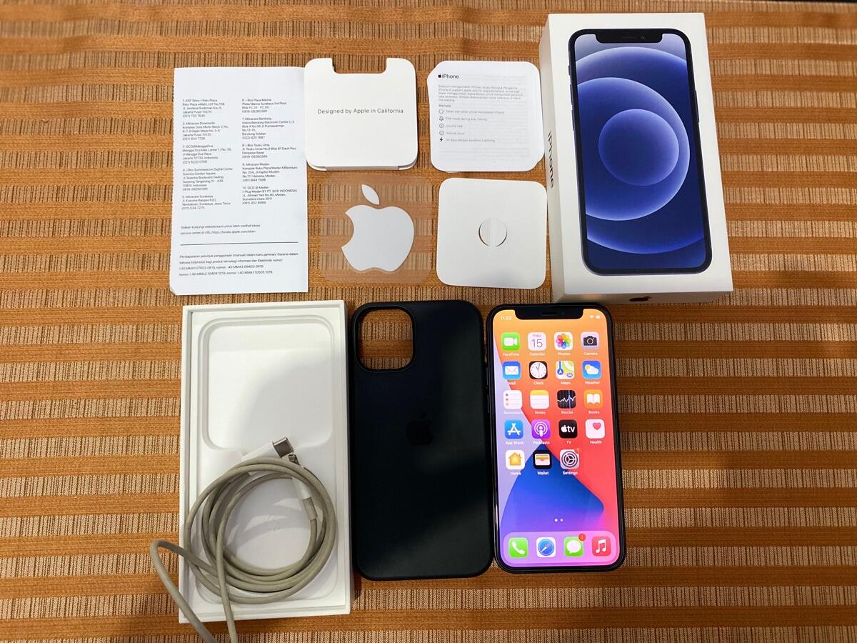 iPhone 12 mini ブラック 64 GB SIMフリー+takumpu.co.id