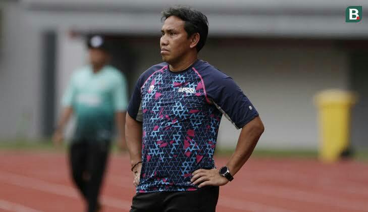 Beberapa Pemain Sepakbola Yang Pernah Memperkuat Timnas Indonesia Dan Menjadi Legenda