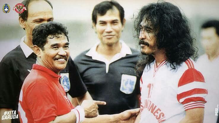 Beberapa Pemain Sepakbola Yang Pernah Memperkuat Timnas Indonesia Dan Menjadi Legenda