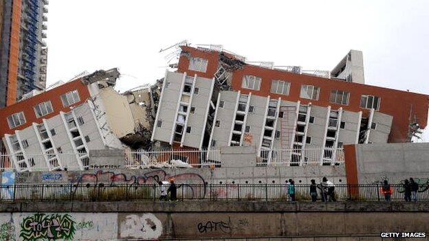 20 Gempa Bumi Dan Tsunami, Banjir Besar Mengerikan Yg Perna Terjadi Di Seluruh Dunia