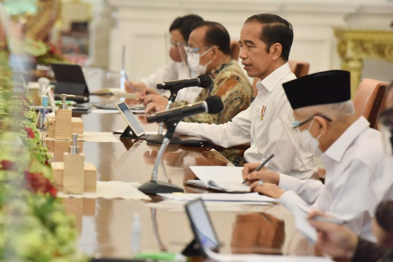 Belanja di Toko Kelontong Tetangga Sistem Sederhana Penyintas Pandemi