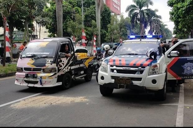 Terlindas Truk Sampah, Pengendara Motor Tewas di Bogor