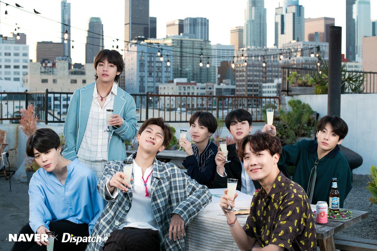 4 Kebiasaan Member BTS Saat Mandi, Jin Paling Ajaib