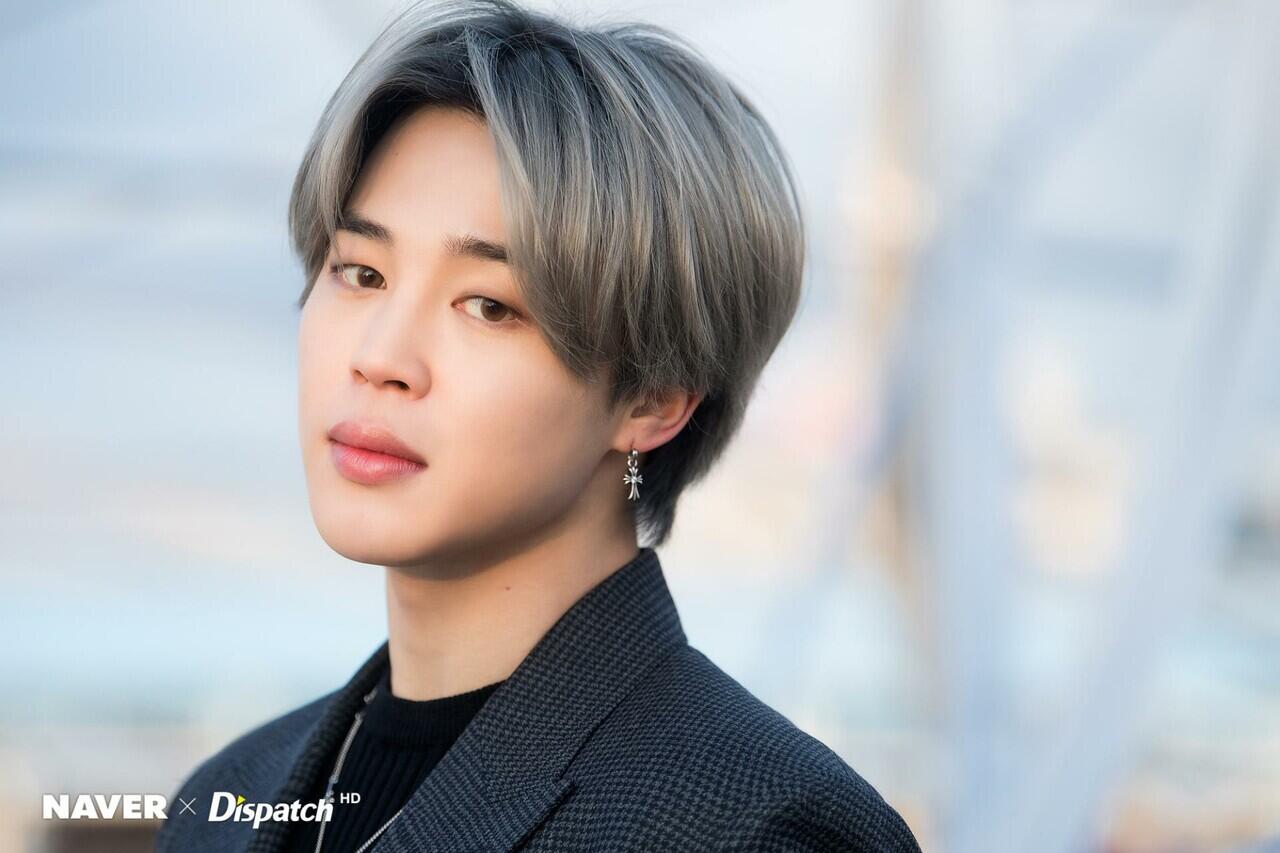 4 Kebiasaan Member BTS Saat Mandi, Jin Paling Ajaib