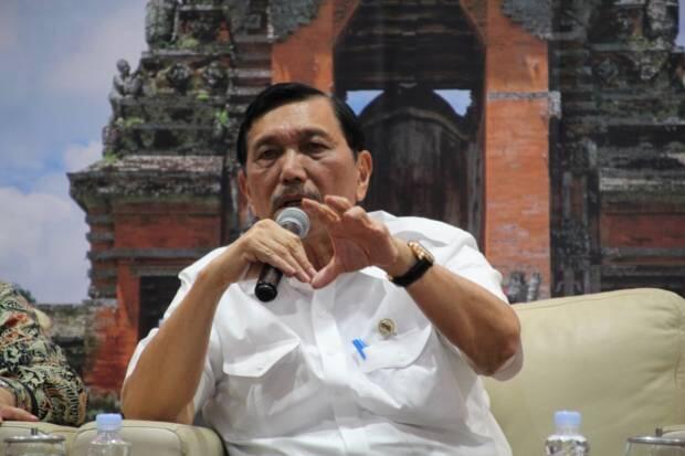 Blak-blakan Luhut: Banyak Isoman Meninggal Telat Dibawa ke RS