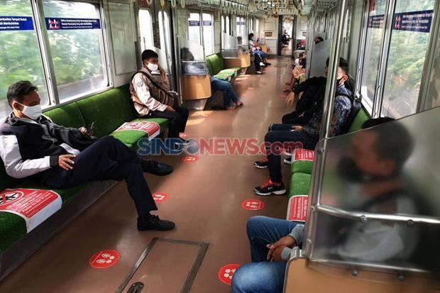 PPKM Level 4 Diperpanjang, STRP Tetap Jadi Syarat Wajib Naik KRL