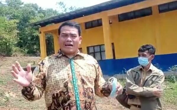 Belum Punya Ruang Kelas, 450 Siswa SMKN 1 Cipongkor Numpang Belajar di SD
