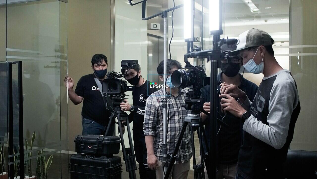 Video company. съемка в офисе. трансляция мероприятия. Video company. продакшн студия.