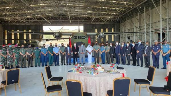 Panglima TNI Bantu Perbaikan Pesawat CASA Milik Angkatan Bersenjata Papua New Guinea