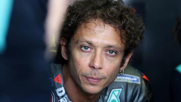 Resmi! Valentino Rossi Pensiun Usai MotoGP 2021