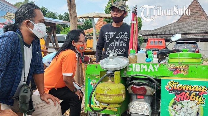 Eks Teroris Ikut Vaksin Covid-19 di Sukoharjo Sambil Jual Siomay, Diborong Kapolres
