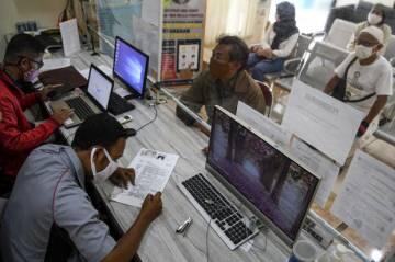 Nggak Ribet Lagi, e-Open Permudah Warga Bekasi Urus Layanan Kependudukan