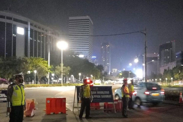 Jelang PPKM Level 4 Berakhir, Polisi Masih Melakukan Penyekatan di Sejumlah Pos
