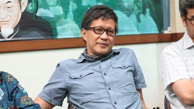 Ngomong-ngomong Dinar Candy, Rocky Gerung: Pornografi Intelektual Dilakukan BuzzeRP