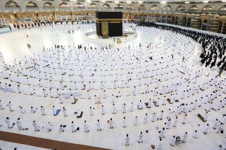 Arab Saudi Kembali Buka Umrah, KJRI Jeddah: Indonesia Masih Masuk Daftar Suspend