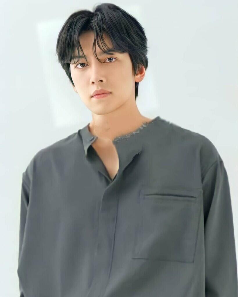 Ji Chang Wook Sudah Sembuh dari COVID-19