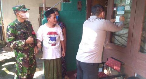 Belum Vaksinasi, Sejumlah Rumah Warga Kebayoran Lama Ditempel Stiker Belum Vaksin