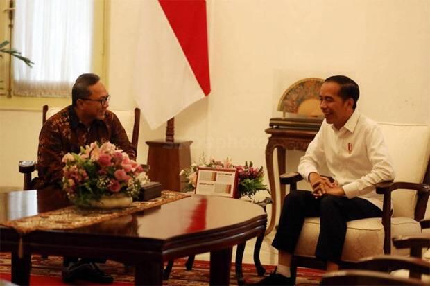 Empati Zulhas Lihat Jokowi Gundah Karena Berbagai Masalah