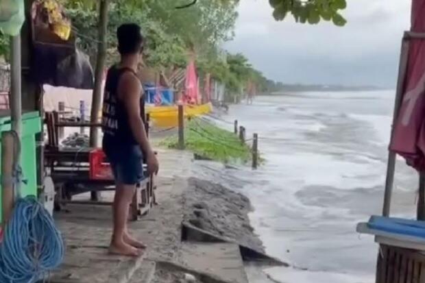 Gelombang Tinggi Terjang Bali, Seorang Nelayan Hilang
