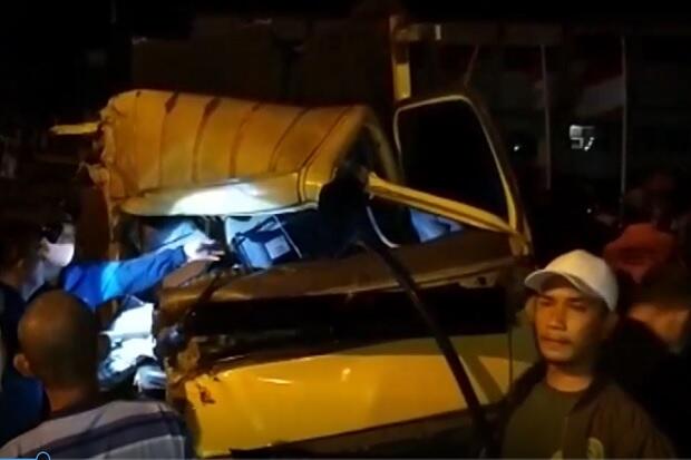 Darah Tertumpah di Jalan Raya Paguyangan Brebes, 3 Nyawa Melayang Dihantam Truk