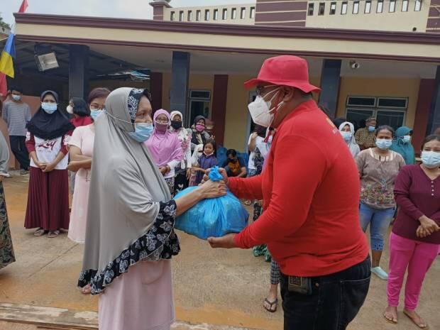 Akhirnya Dapat Sembako, Warga: Terima Kasih Binda Kepri