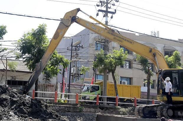Tak Ingin Kebanjiran, Normalisasi Sungai Kalimas Surabaya Terus Dikebut