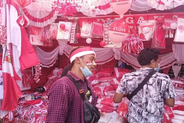 Curhat Pedagang Atribut HUT RI di Masa Pandemi: Omzet Merosot, Makan Terpaksa Ngutang