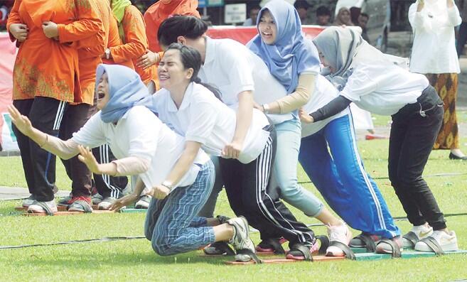 Awas! Lomba Ini Penuh Tantangan, Kalau Tidak Kompak Bisa Kalah, Lho!