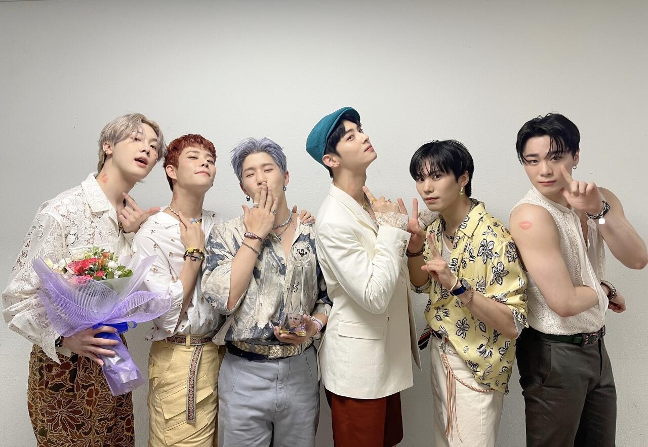ASTRO Akhirnya Dapat 1st Win dari Program Musik Milik TV Publik!