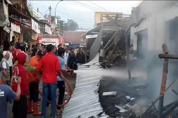 35 Kios dan 35 Los di Pasar Ciawi Ludes, Polisi Fokus Cari Penyebab Kebakaran
