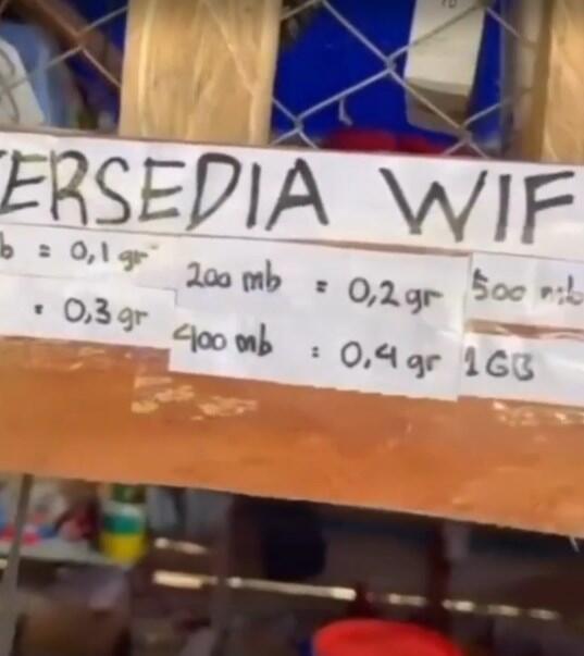 Heboh, Ditempat Ini Beli Voucher Wifi Gunakan Emas, Netizen: Harganya Bikin Melongo!