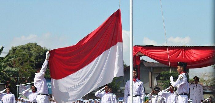 Bentuk Rasa Nasionalisme, Para Pedagang Ini Rayakan HUT RI Ke-76 di Tengah Pasar