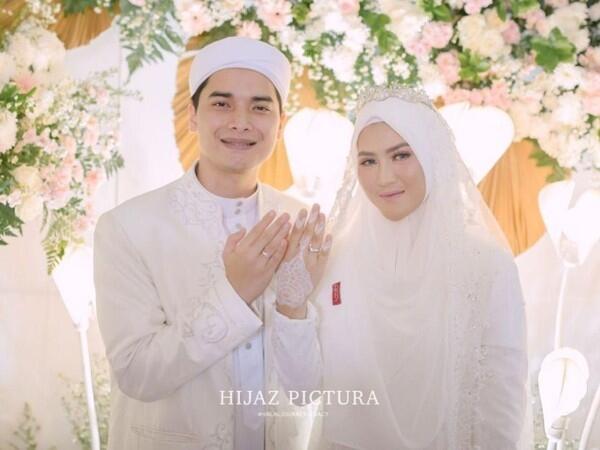 Karena Alasan Ini, Henny Rahman Ingin Menikah Cepat dengan Alvin Faiz